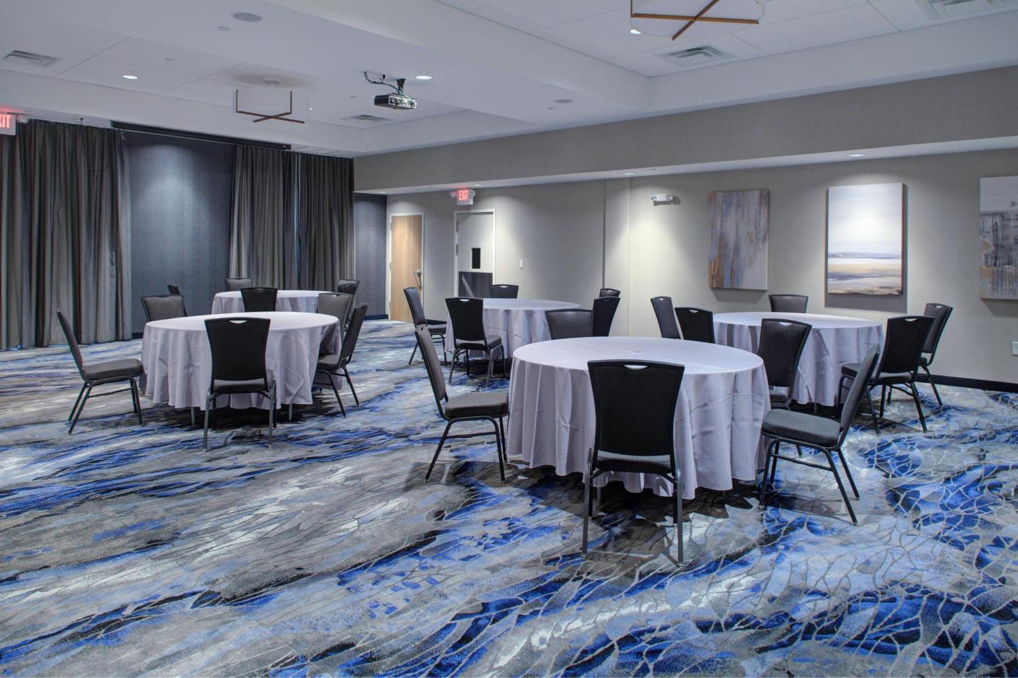 Fairfield Inn & Suites By Marriott Allentown West Breinigsville Экстерьер фото