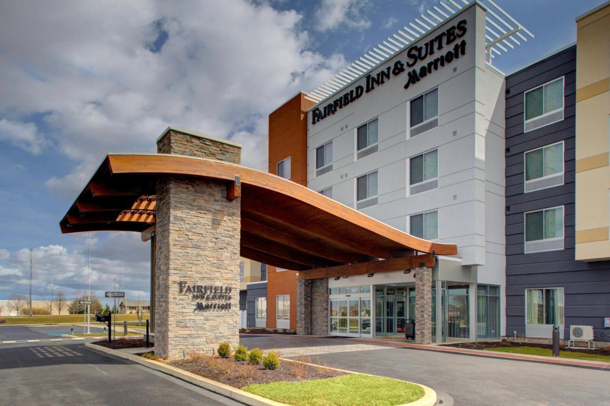 Fairfield Inn & Suites By Marriott Allentown West Breinigsville Экстерьер фото